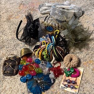 Large Lot of Assorted Hair Accessories Hair Ties, Headbands, Barrettes